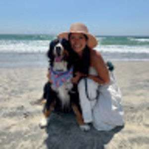 Meet your Posher, Daniela